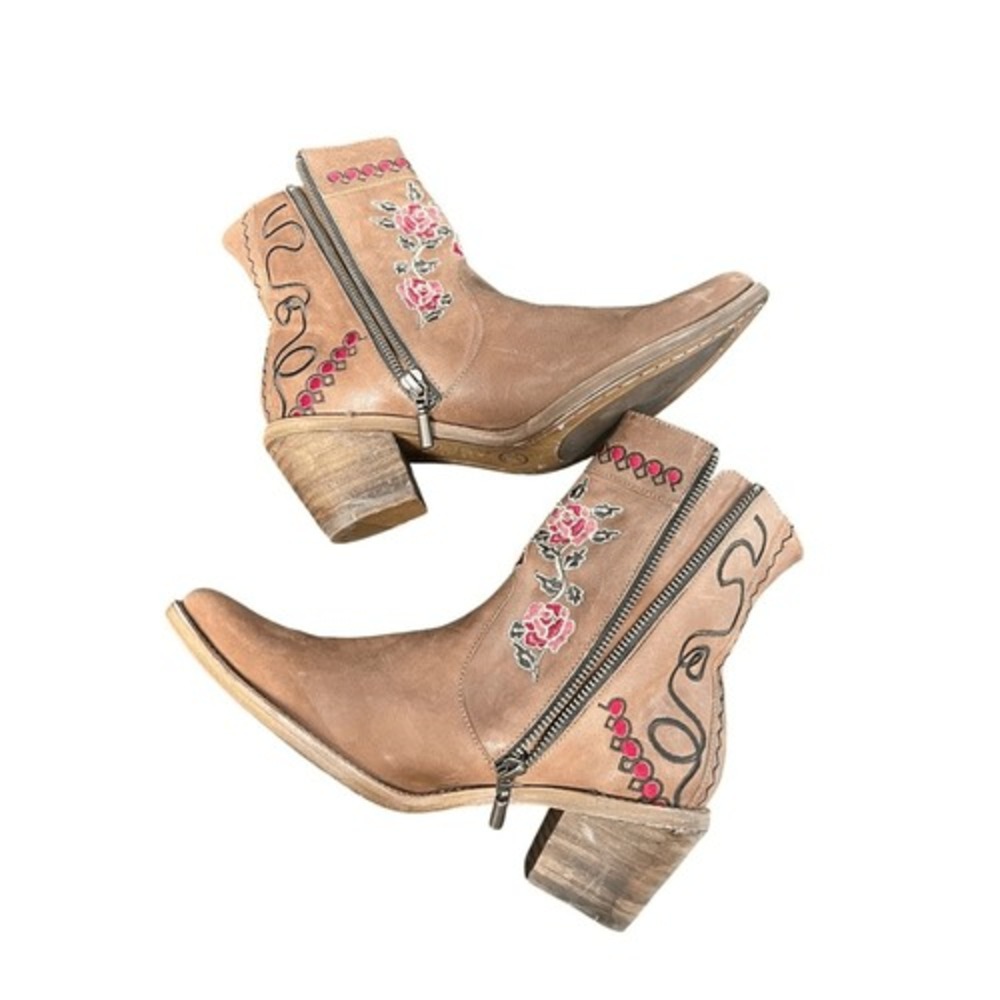 Anthropologie Marco Delli Embroidered Leather Western Boot Size 36 Floral Cowboy - Picture 3 of 14